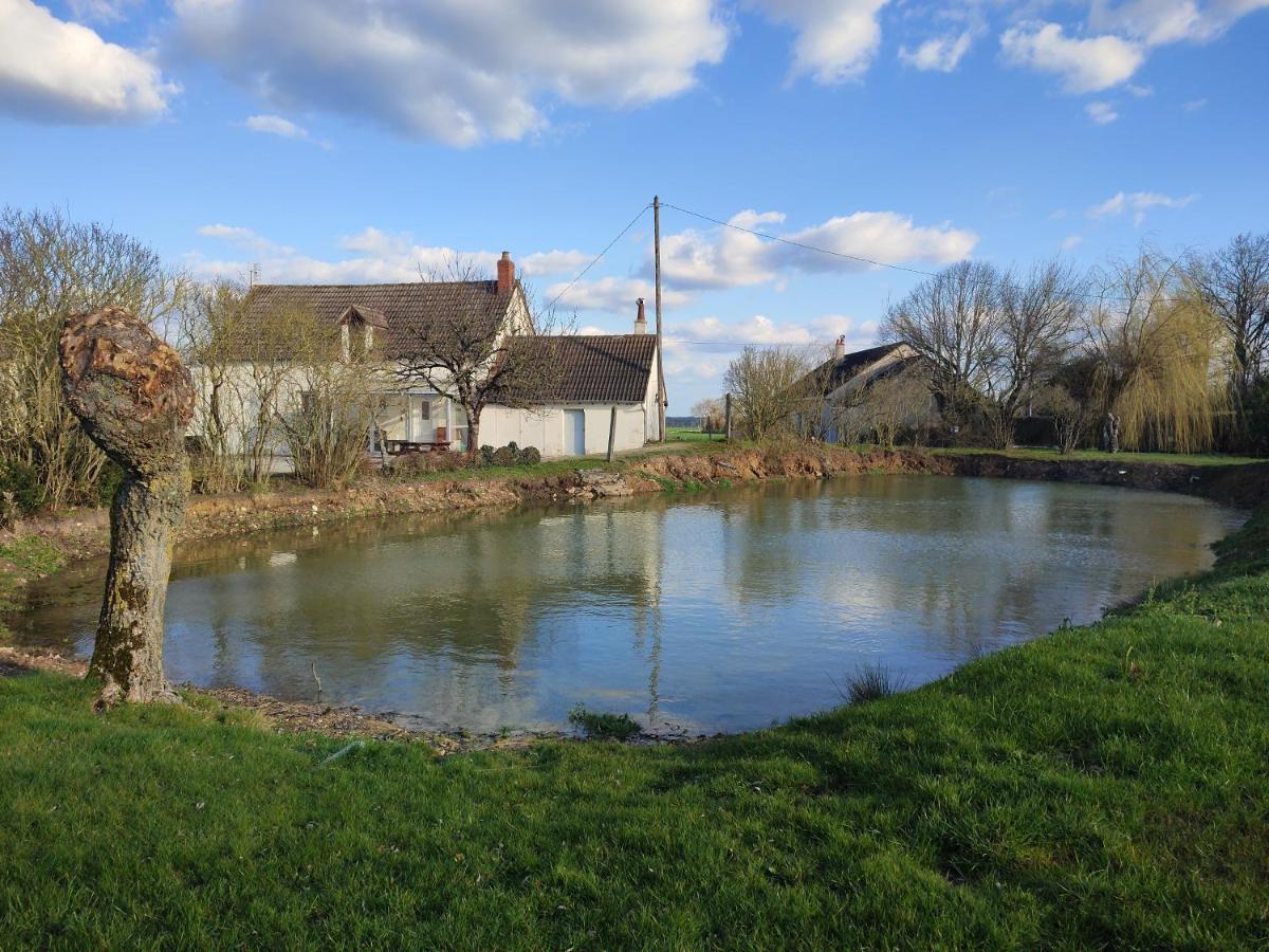 Gite Chez Jeannot Azay-le-Ferron Экстерьер фото